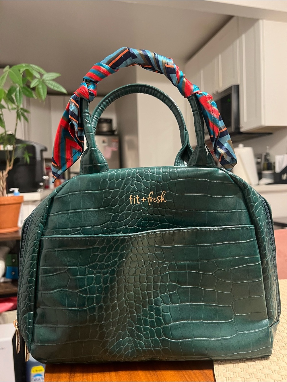 Fit + Fresh Emerald Green Croc-Embossed Women's Lunch Tote Bag with Twilly